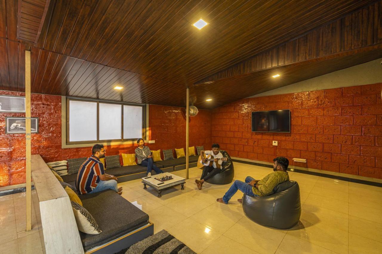 Zostel Kolad Hostel Екстериор снимка
